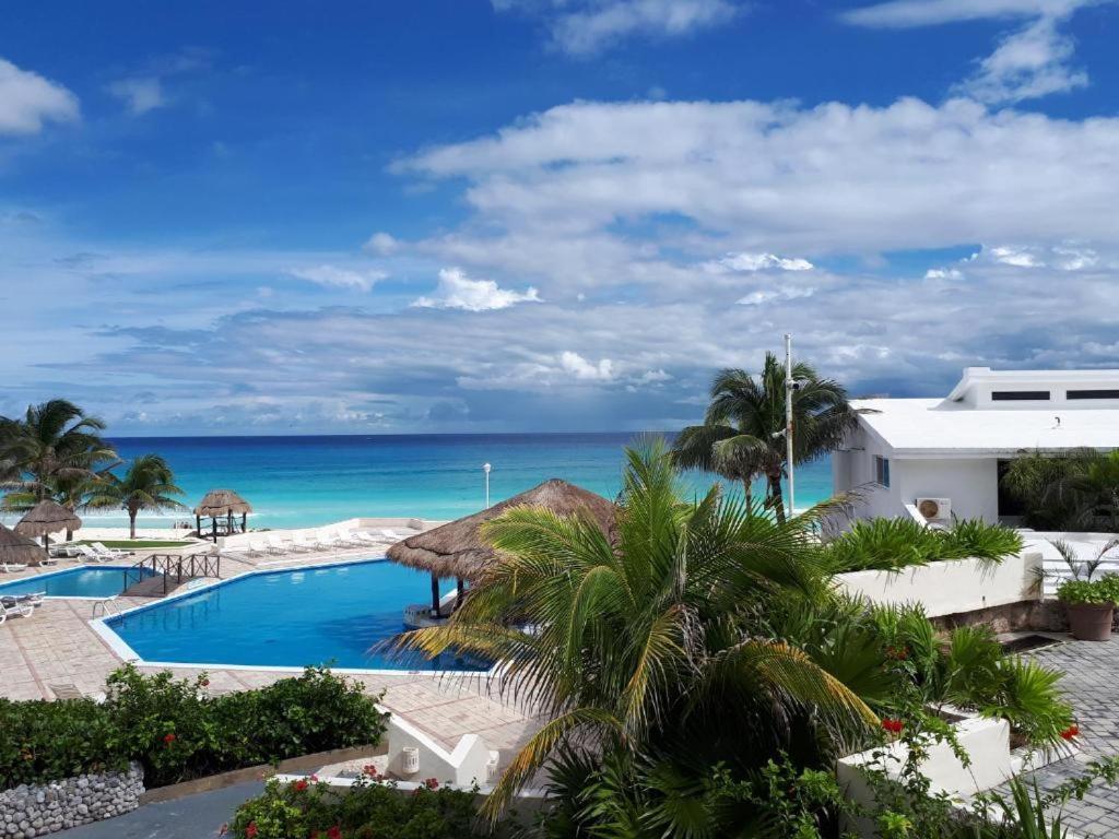 Departamentos Al Lado Del Mar En Zona Hotelera كانكون المظهر الخارجي الصورة