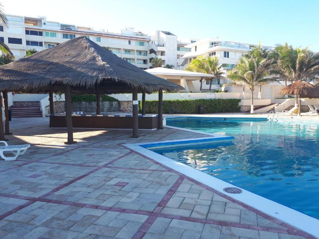 Departamentos Al Lado Del Mar En Zona Hotelera كانكون المظهر الخارجي الصورة