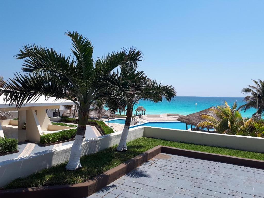 Departamentos Al Lado Del Mar En Zona Hotelera كانكون المظهر الخارجي الصورة