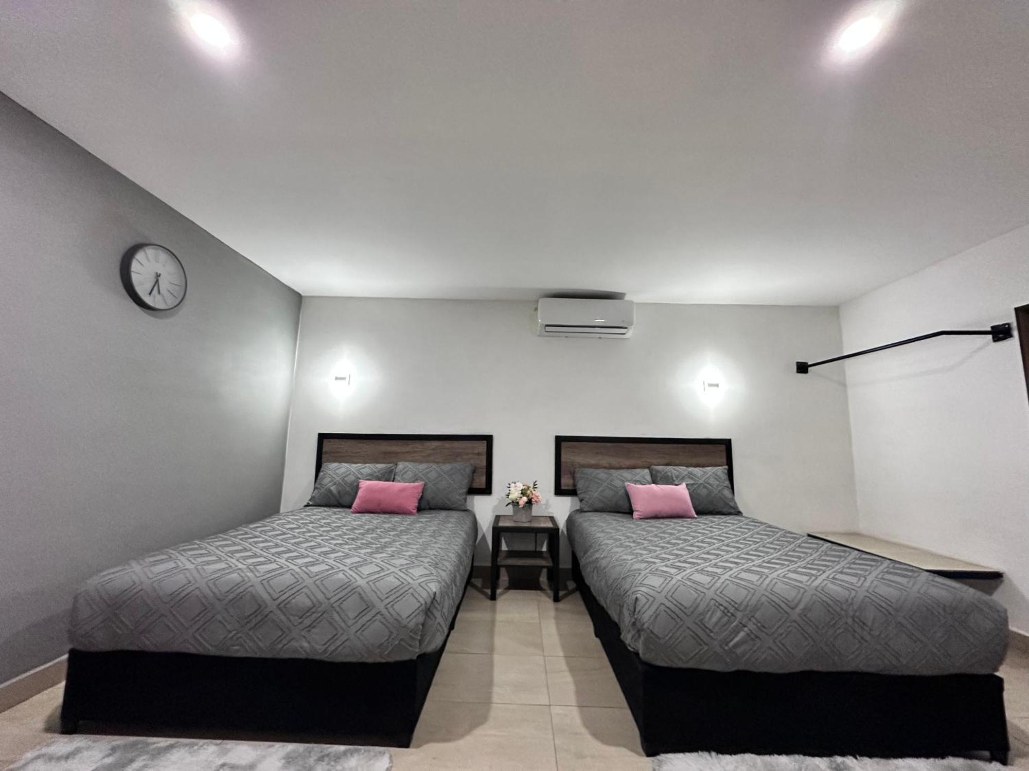 Departamentos Al Lado Del Mar En Zona Hotelera كانكون المظهر الخارجي الصورة